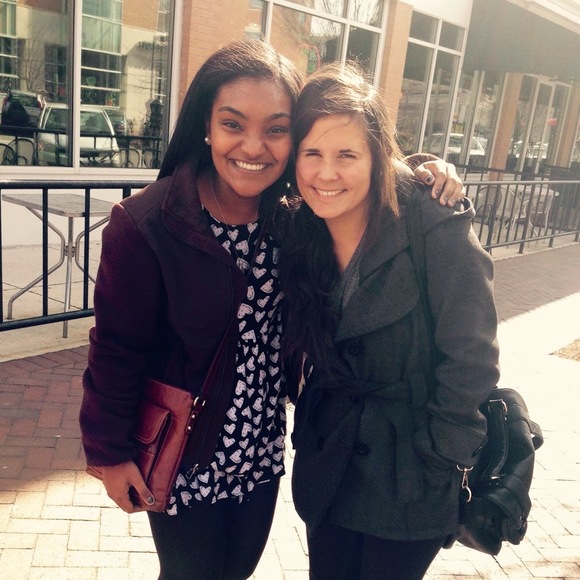 Meet your Posher, Michelle - Picture 1 of 1